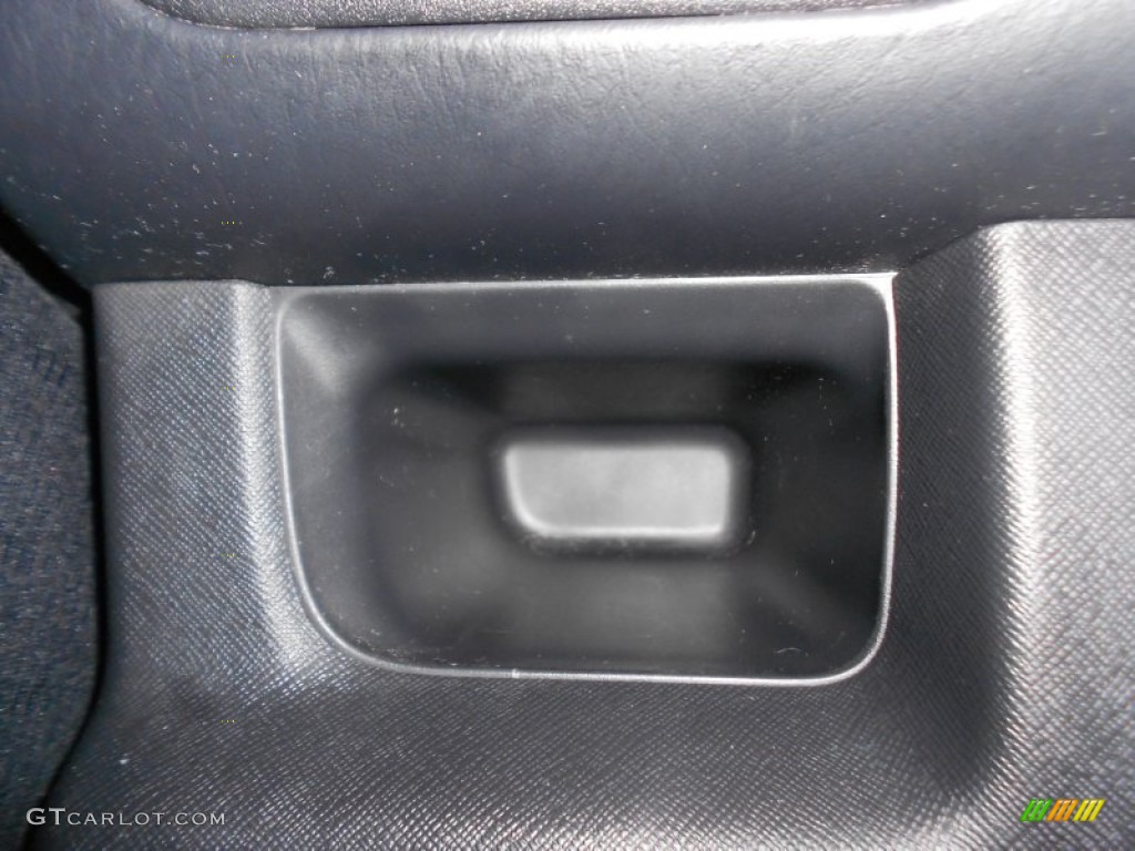 2005 CR-V LX 4WD - Satin Silver Metallic / Black photo #23