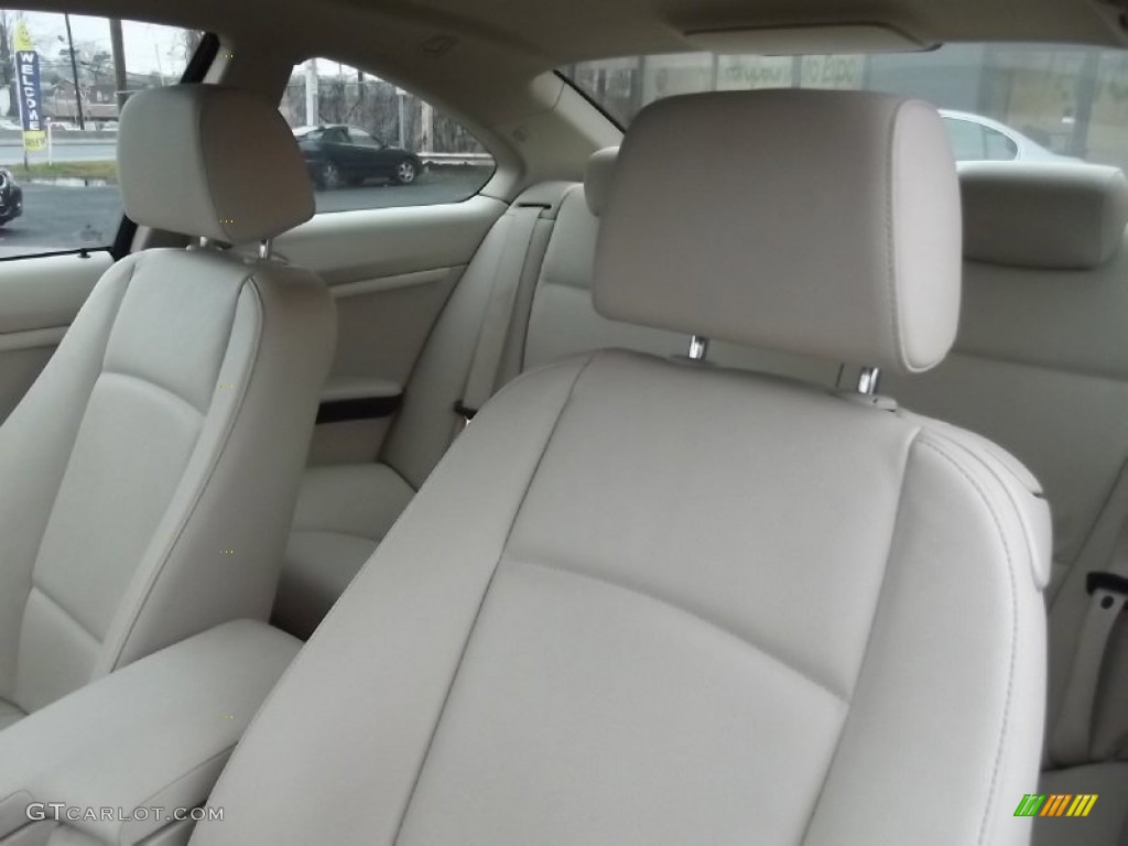 2010 3 Series 328i xDrive Coupe - Black Sapphire Metallic / Cream Beige photo #10