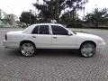Vibrant White - Crown Victoria  Photo No. 4