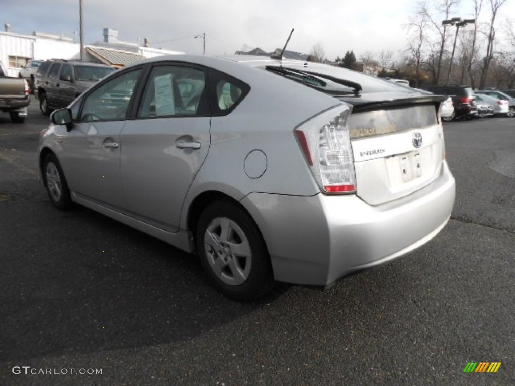 2010 Prius Hybrid IV - Classic Silver Metallic / Misty Gray photo #5