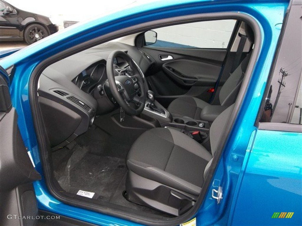 2013 Focus SE Hatchback - Blue Candy / Charcoal Black photo #18