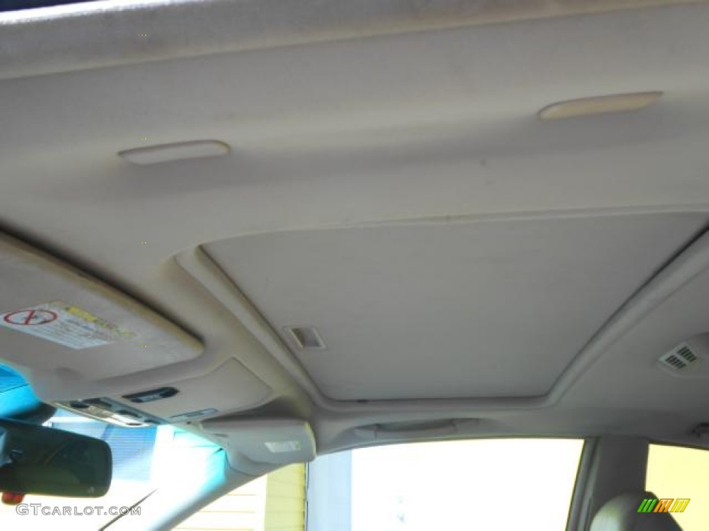 2006 3 Series 325i Coupe - Alpine White / Beige photo #17