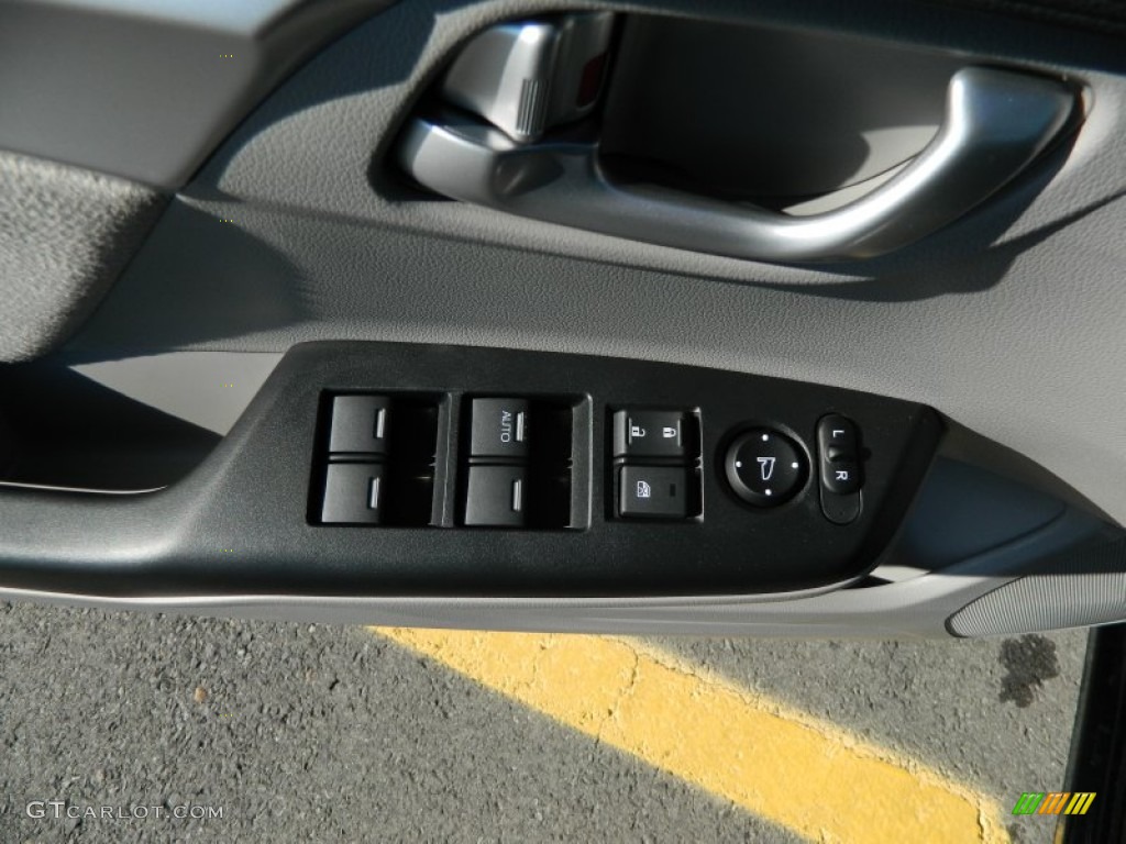 2013 Honda Civic EX Sedan Controls Photo #74613584