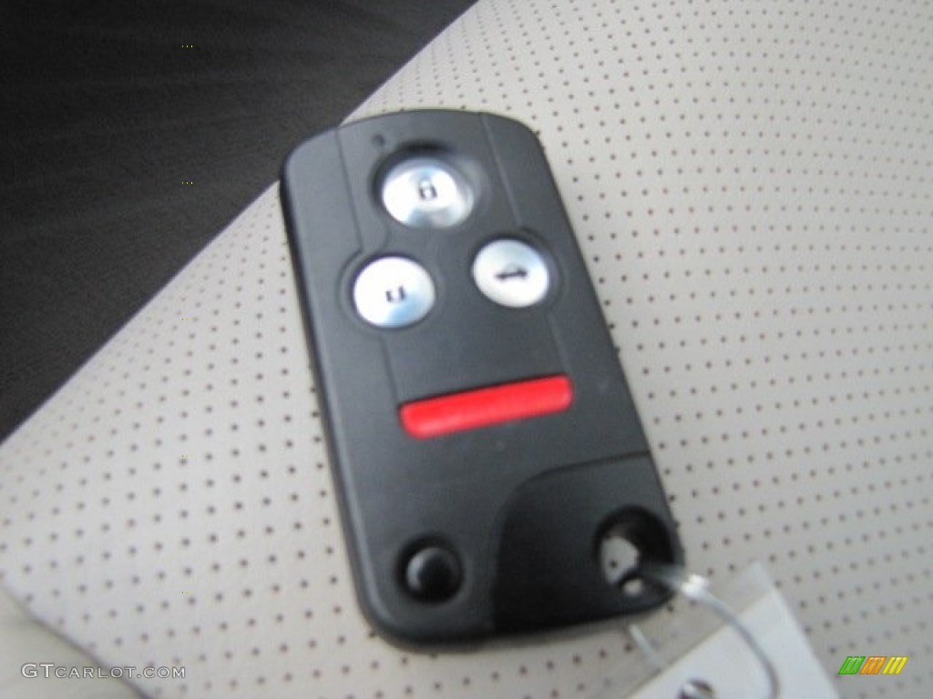 2011 Acura RL SH-AWD Advance Keys Photos