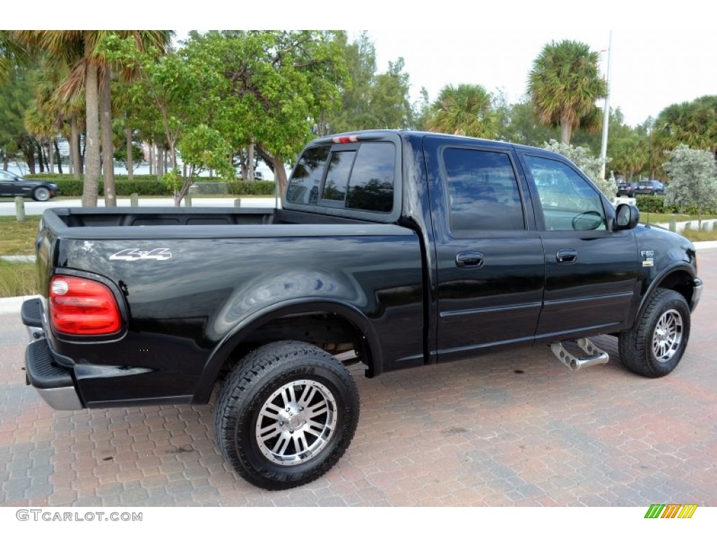 Black 2001 Ford F150 Lariat SuperCrew 4x4 Exterior Photo #74614595
