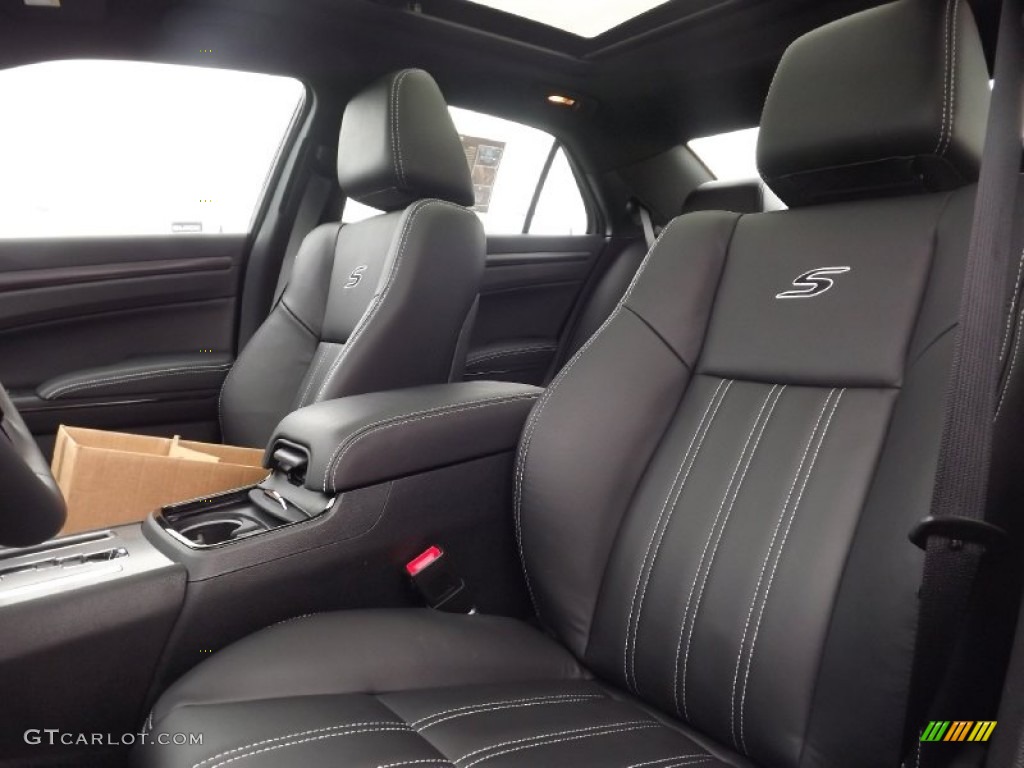 2013 Chrysler 300 S V8 Front Seat Photo #74615114