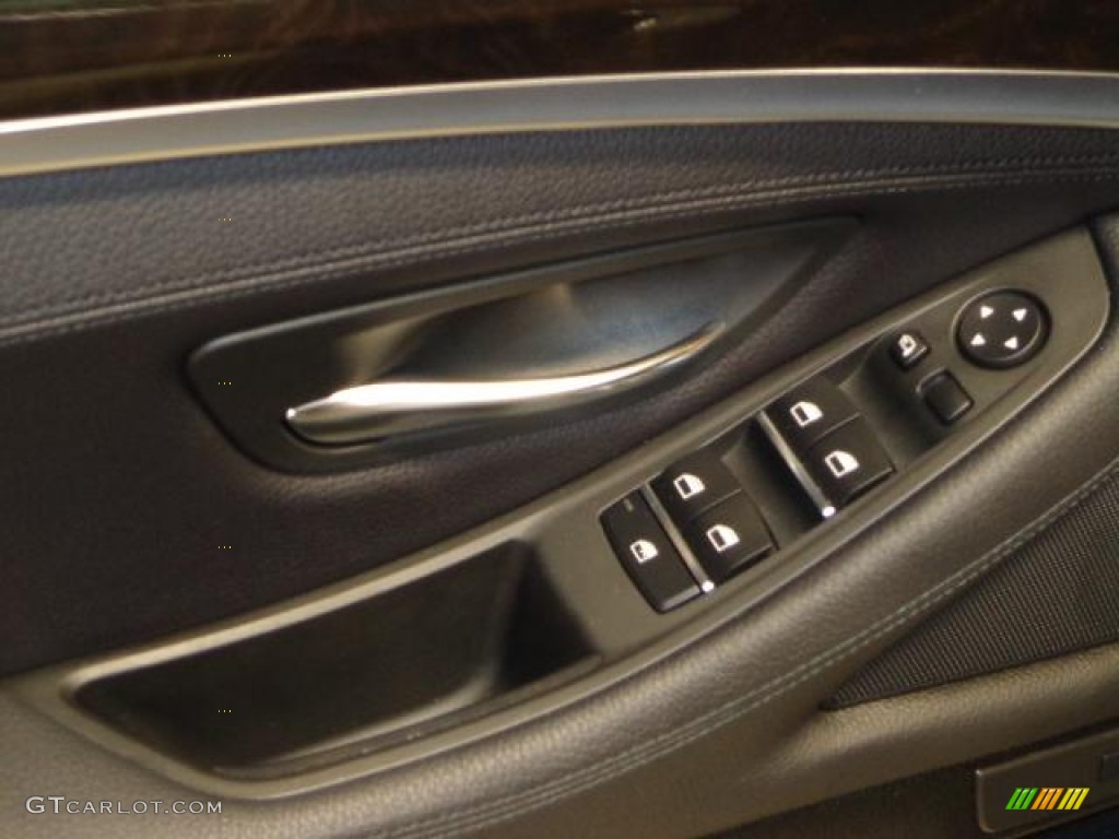 2012 5 Series 528i xDrive Sedan - Dark Graphite Metallic II / Black photo #12