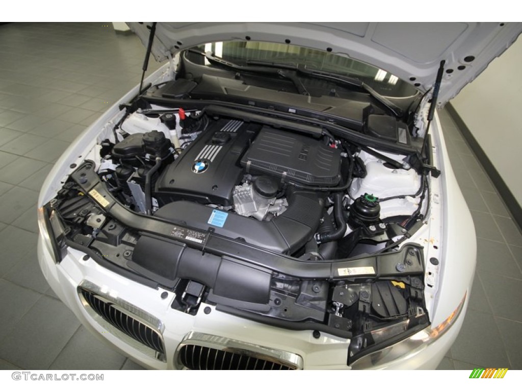 2009 BMW 3 Series 335i Coupe Engine Photos