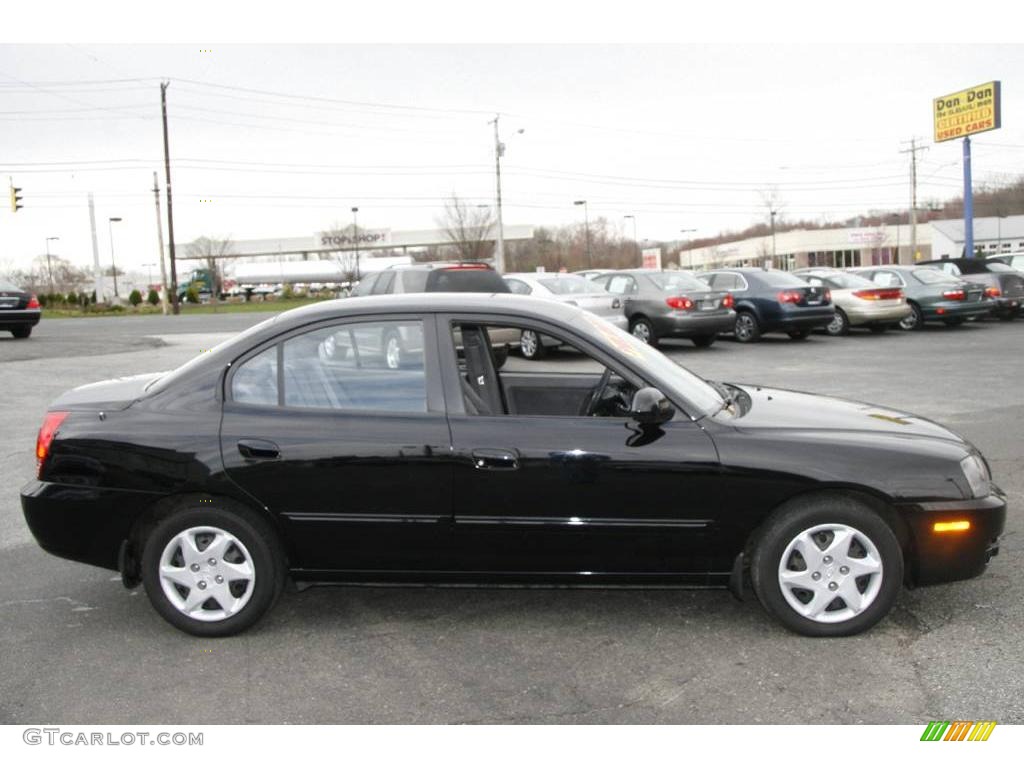 2006 Elantra GLS Sedan - Ebony Black / Gray photo #4