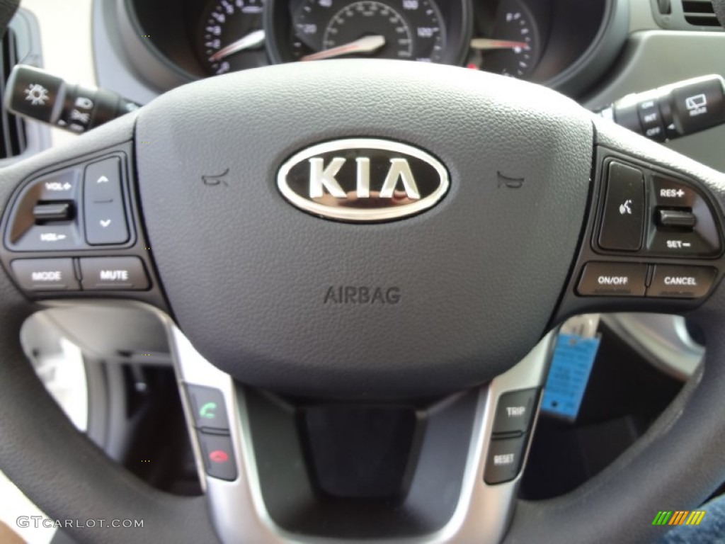 2013 Kia Rio EX 5-Door Beige Steering Wheel Photo #74626764