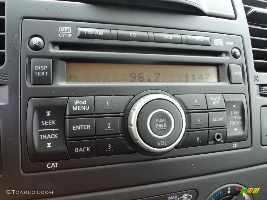 2012 Nissan Versa 1.8 SL Hatchback Audio System Photo #74627299