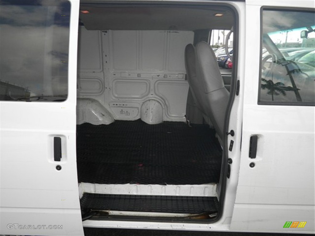 2004 Astro AWD Cargo Van - Summit White / Medium Gray photo #9