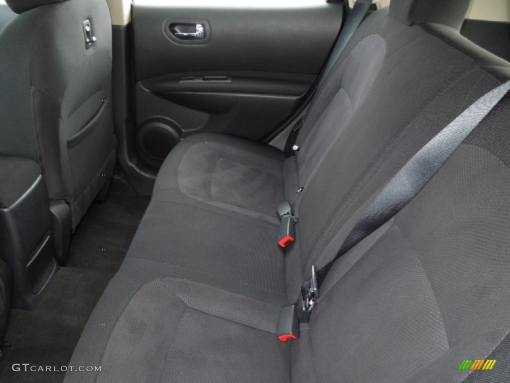 2011 Rogue S - Silver Ice Metallic / Black photo #15