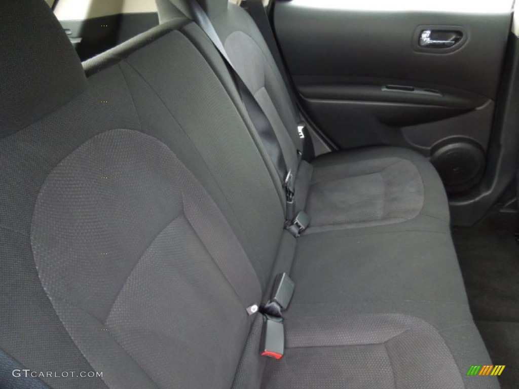 2011 Rogue S - Silver Ice Metallic / Black photo #17