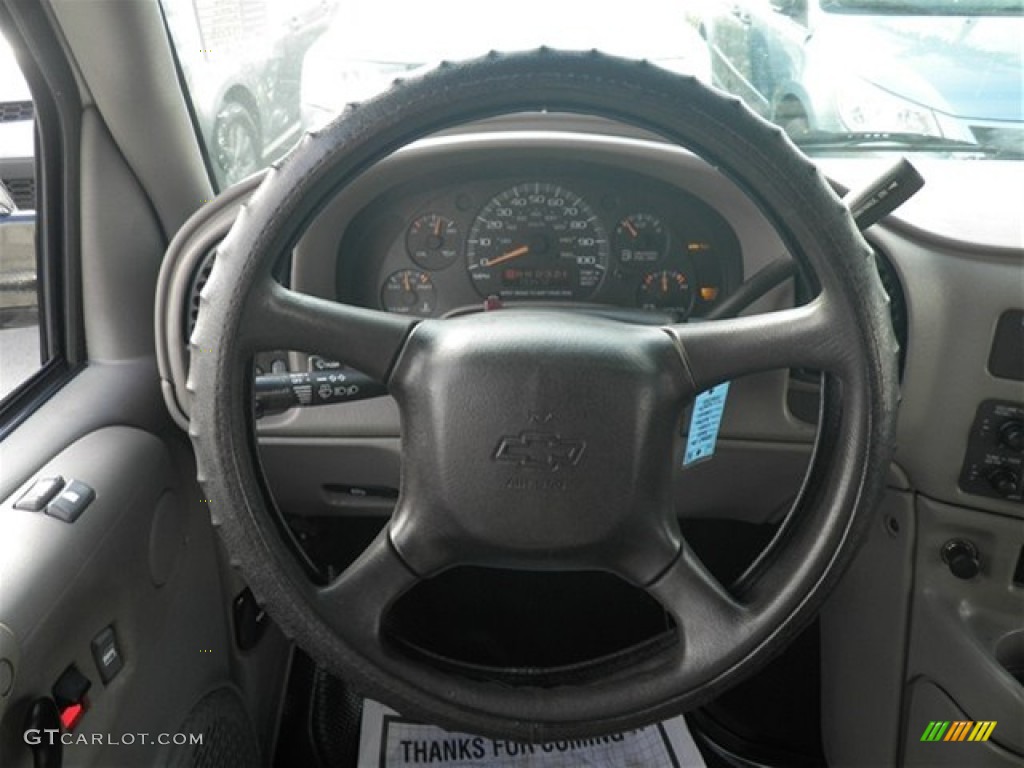 2004 Astro AWD Cargo Van - Summit White / Medium Gray photo #19