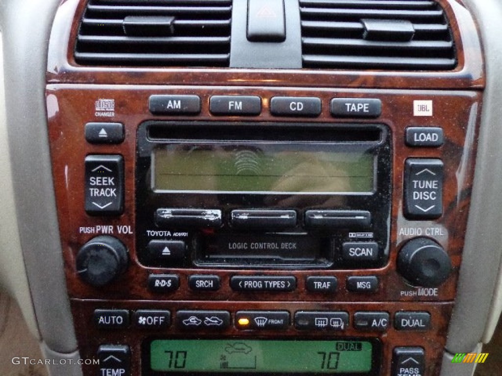 2004 Toyota Avalon XLS Controls Photo #74631387