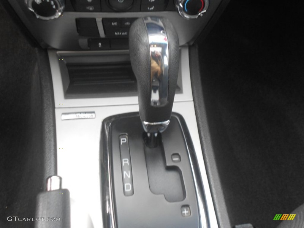 2010 Fusion SE V6 - Brilliant Silver Metallic / Charcoal Black photo #13
