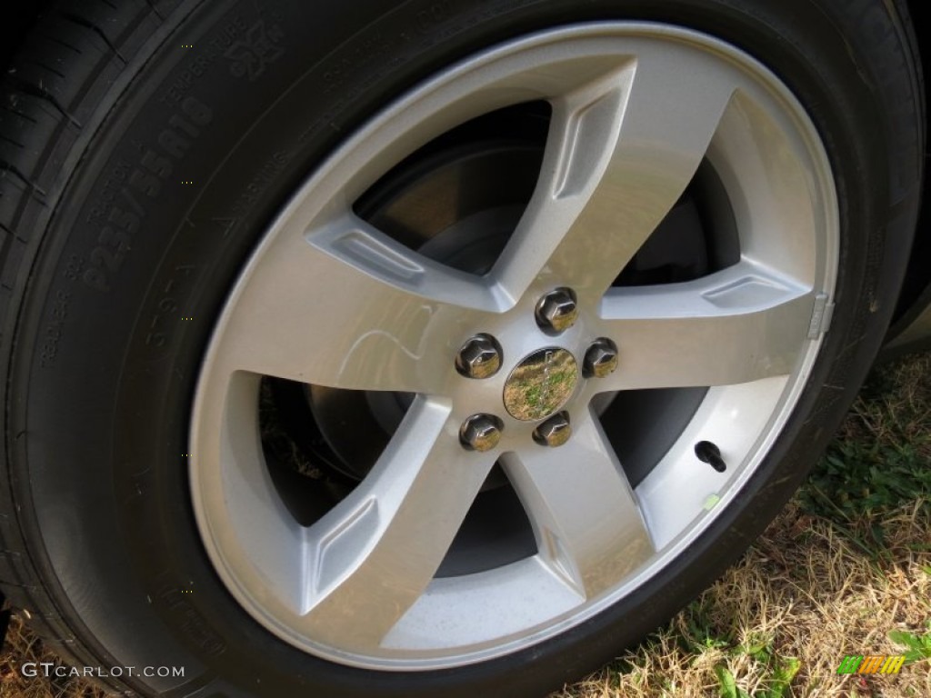 2013 Dodge Challenger SXT Wheel Photo #74632134