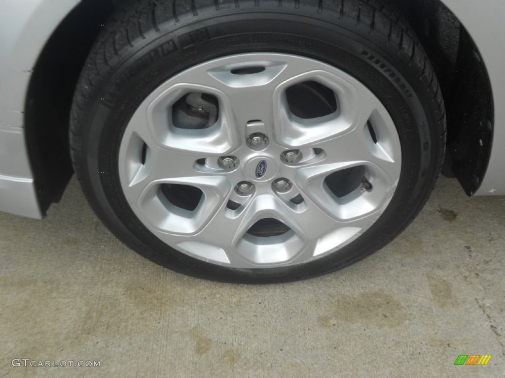 2010 Fusion SE V6 - Brilliant Silver Metallic / Charcoal Black photo #18