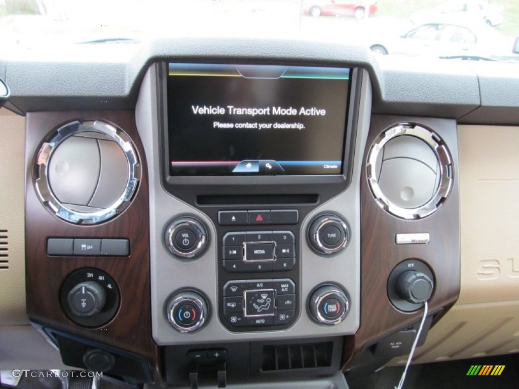 2013 Ford F350 Super Duty Lariat Crew Cab 4x4 Controls Photo #74632982