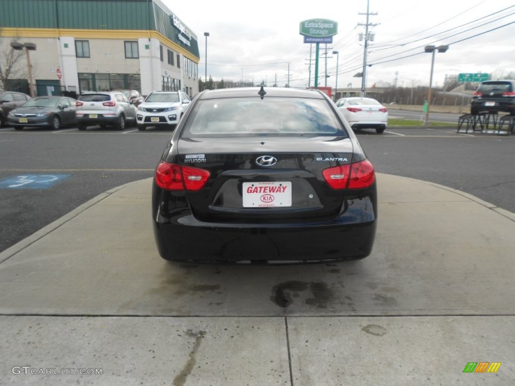 2009 Elantra SE Sedan - Black Pearl / Gray photo #6