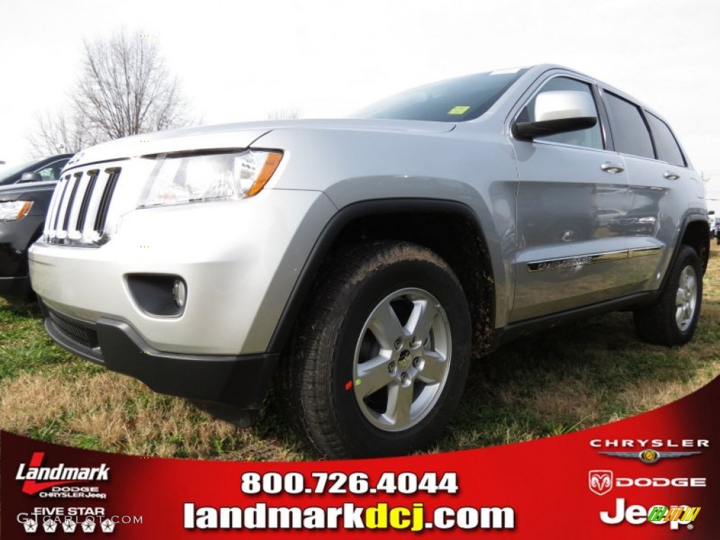 2013 Grand Cherokee Laredo - Bright Silver Metallic / Dark Graystone/Medium Graystone photo #1