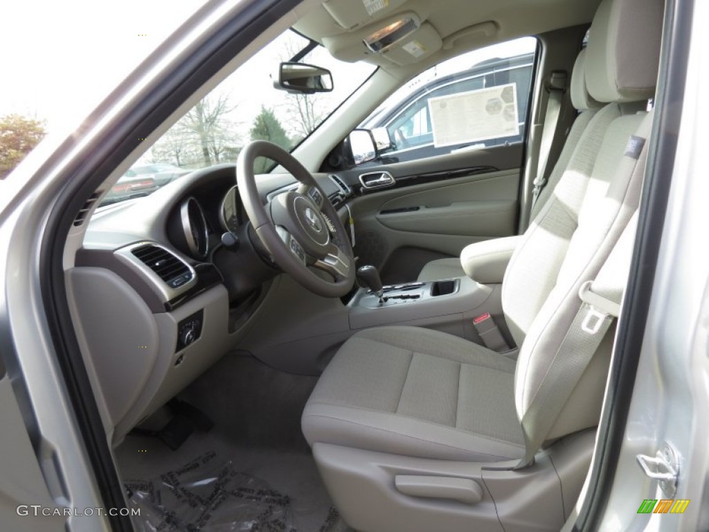 2013 Grand Cherokee Laredo - Bright Silver Metallic / Dark Graystone/Medium Graystone photo #6