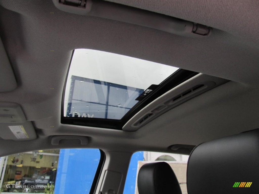 2013 Chevrolet Sonic RS Hatch Sunroof Photo #74636346