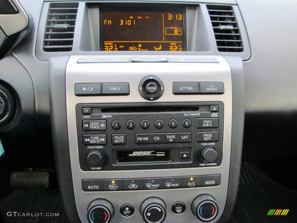 2004 Nissan Murano SL AWD Controls Photo #74637180