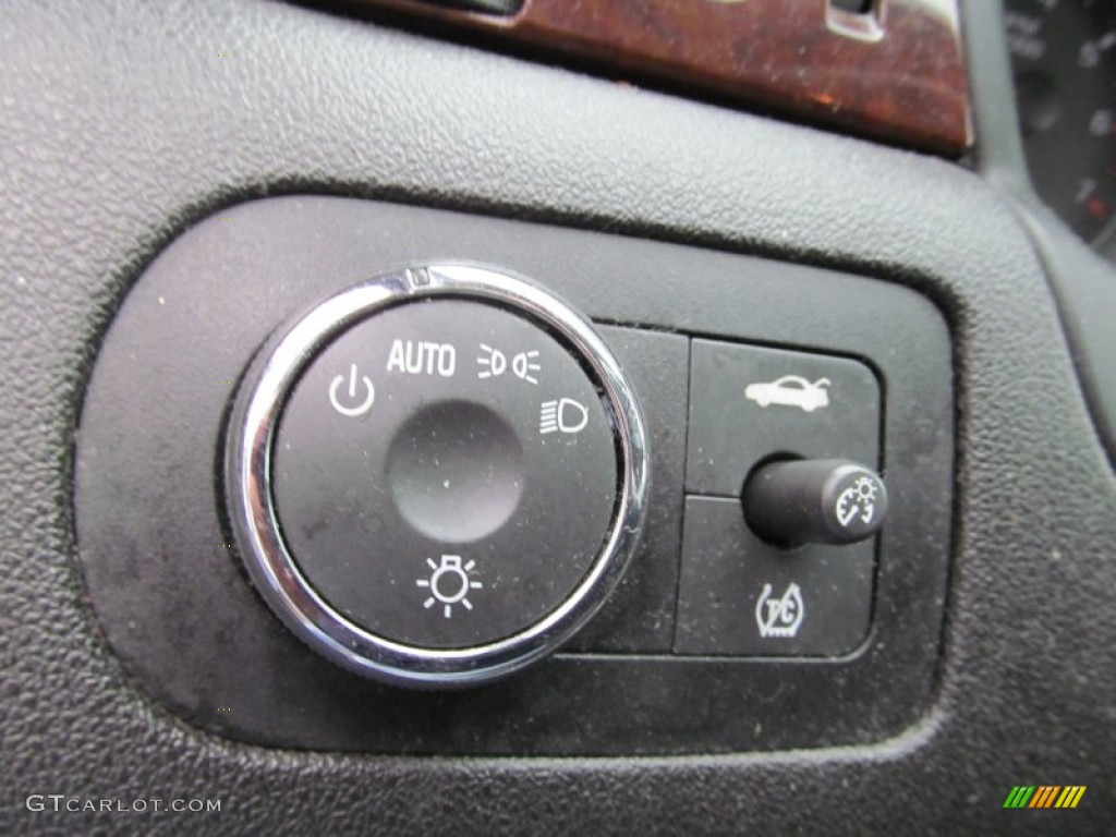 2010 Impala LS - Summit White / Gray photo #8