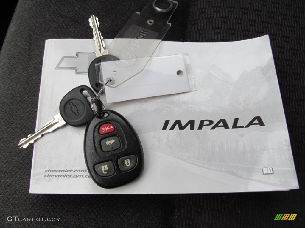 2010 Impala LS - Summit White / Gray photo #14