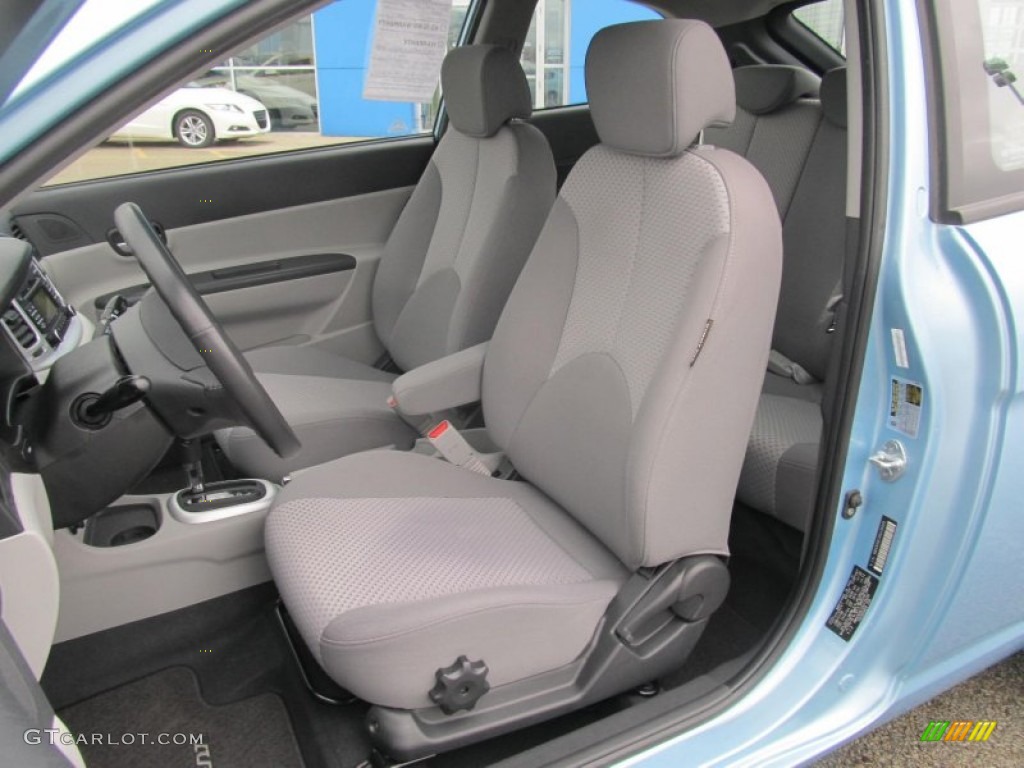 2009 Hyundai Accent GS 3 Door Front Seat Photo #74639621