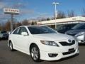 Super White - Camry SE Photo No. 1