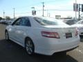 Super White - Camry SE Photo No. 4