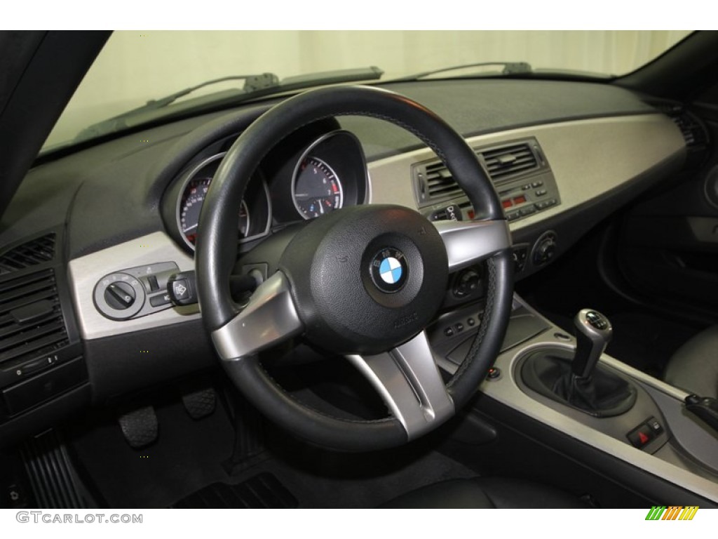 2003 Z4 3.0i Roadster - Sterling Grey Metallic / Black photo #23