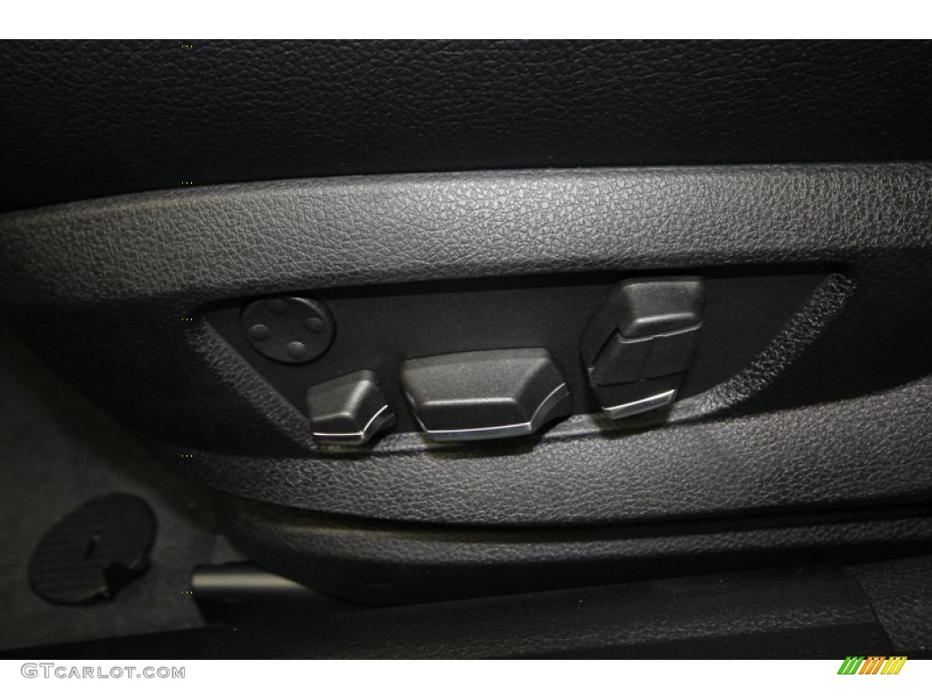 2013 5 Series 550i Sedan - Jet Black / Black photo #16