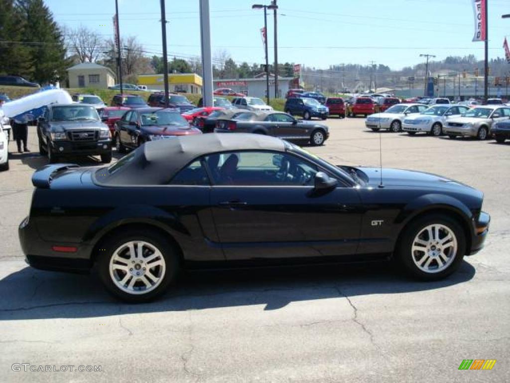 2005 Mustang GT Premium Convertible - Black / Red Leather photo #5