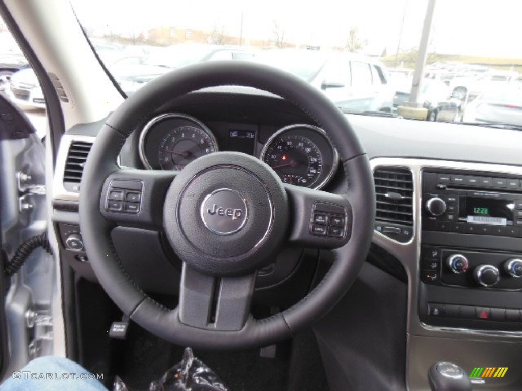 2013 Grand Cherokee Laredo 4x4 - Bright Silver Metallic / Black photo #18