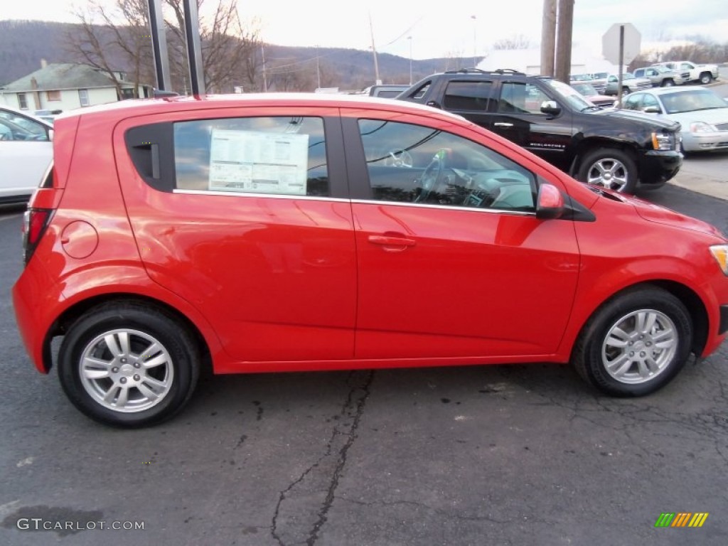 2013 Sonic LT Hatch - Inferno Orange Metallic / Jet Black/Dark Titanium photo #1