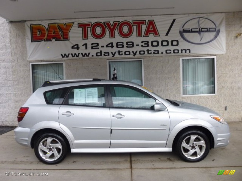 2006 Vibe AWD - Platinum Silver / Graphite Black photo #1