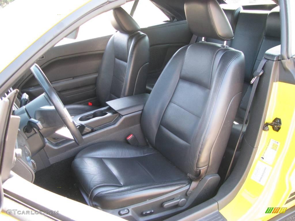 2006 Mustang V6 Premium Convertible - Screaming Yellow / Dark Charcoal photo #8