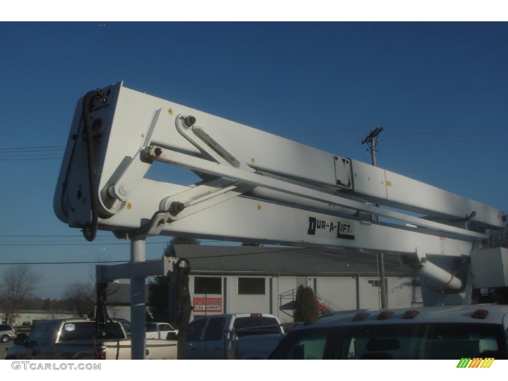 1997 C/K 3500 C3500 Regular Cab Dually Chassis - Summit White / Pewter photo #30