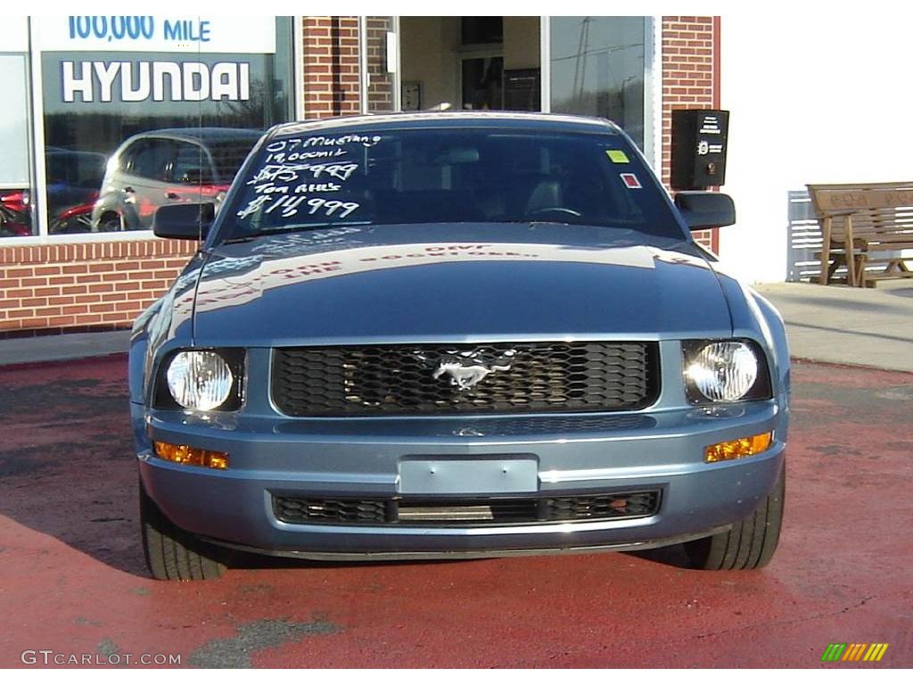 2007 Mustang V6 Premium Coupe - Windveil Blue Metallic / Dark Charcoal photo #9