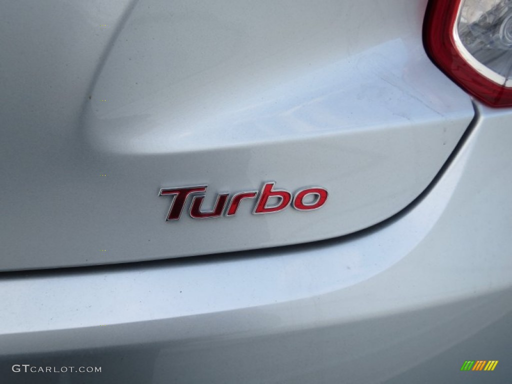 2013 Hyundai Veloster Turbo Marks and Logos Photo #74661798