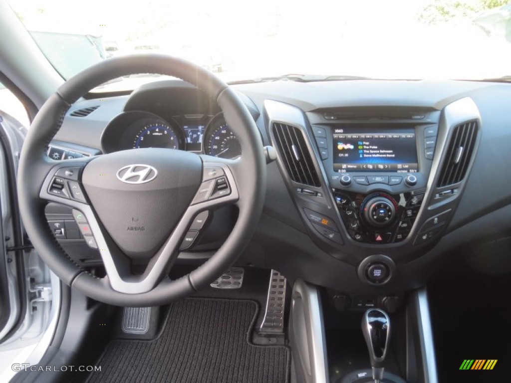 2013 Hyundai Veloster Turbo Black Dashboard Photo #74661948