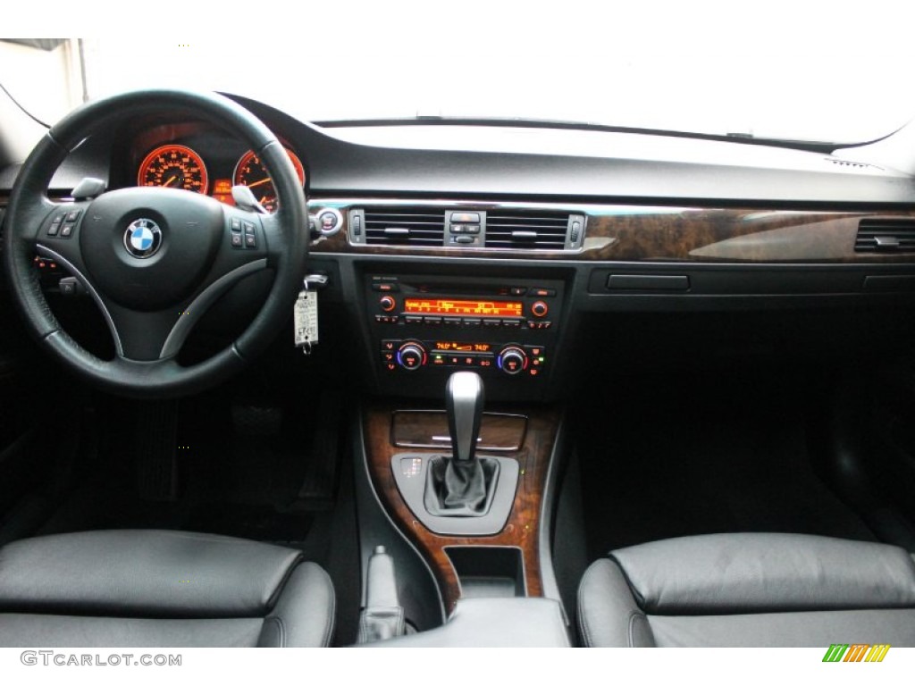2007 BMW 3 Series 335i Sedan Black Dashboard Photo #74663572