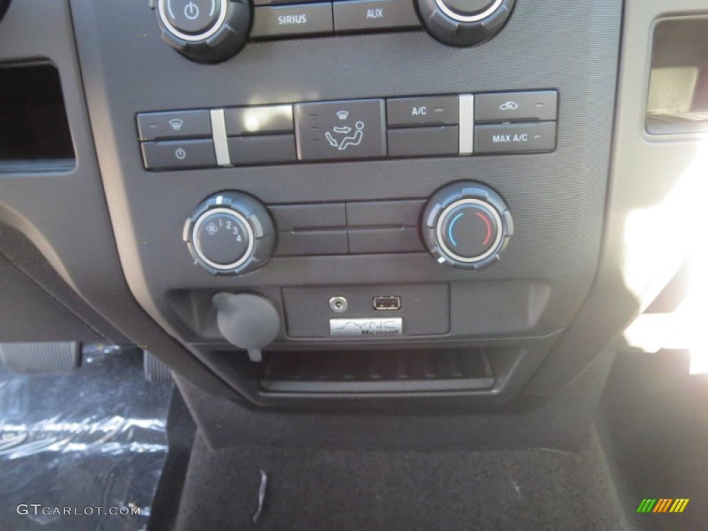 2013 Ford F150 STX Regular Cab Controls Photo #74668189