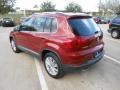 Wild Cherry Metallic - Tiguan SE Photo No. 5