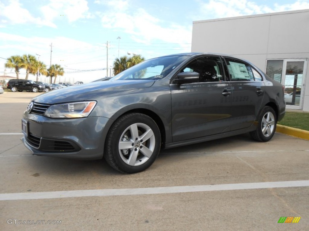 2013 Jetta TDI Sedan - Platinum Gray Metallic / Titan Black photo #3