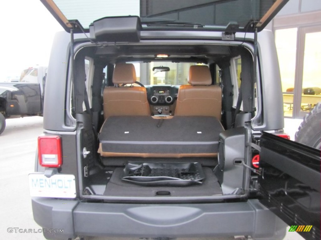 2011 Wrangler Rubicon 4x4 - Black / Black/Dark Saddle photo #10